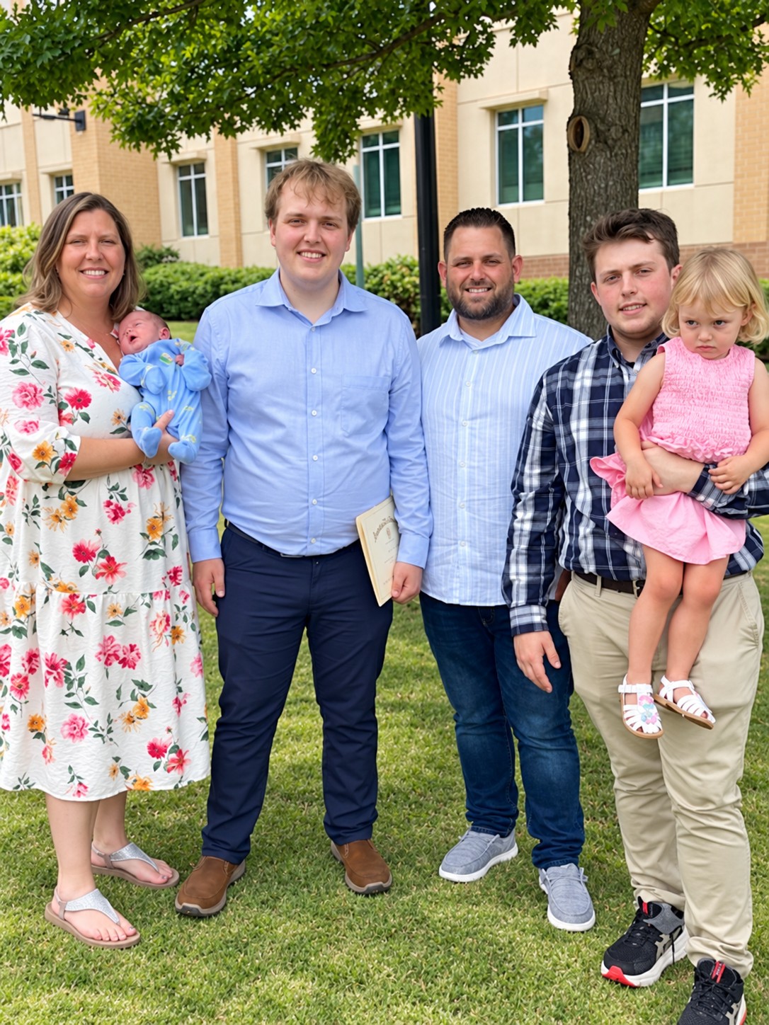 Nathan and Christina Thomas with family